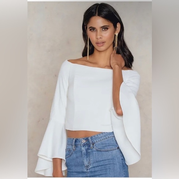 nwt "Bardot" corset/bustier sold out on revolve - Picture 2 of 6